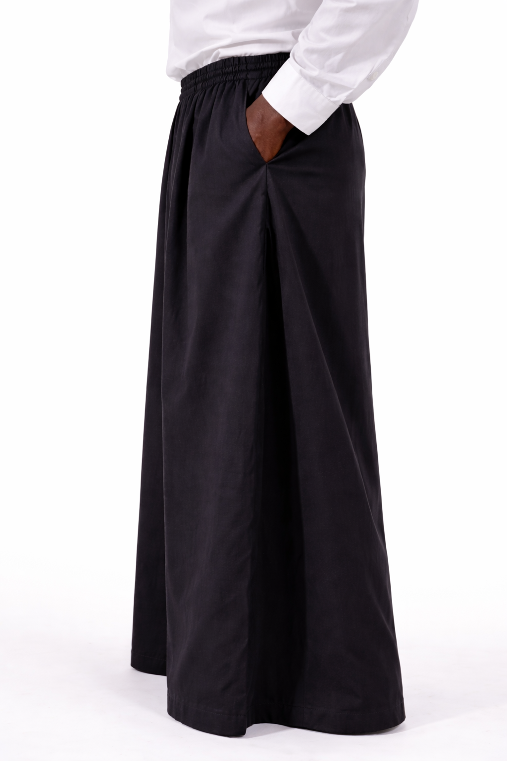 Shweshwe Wide-Leg Pants / Black — Unisex