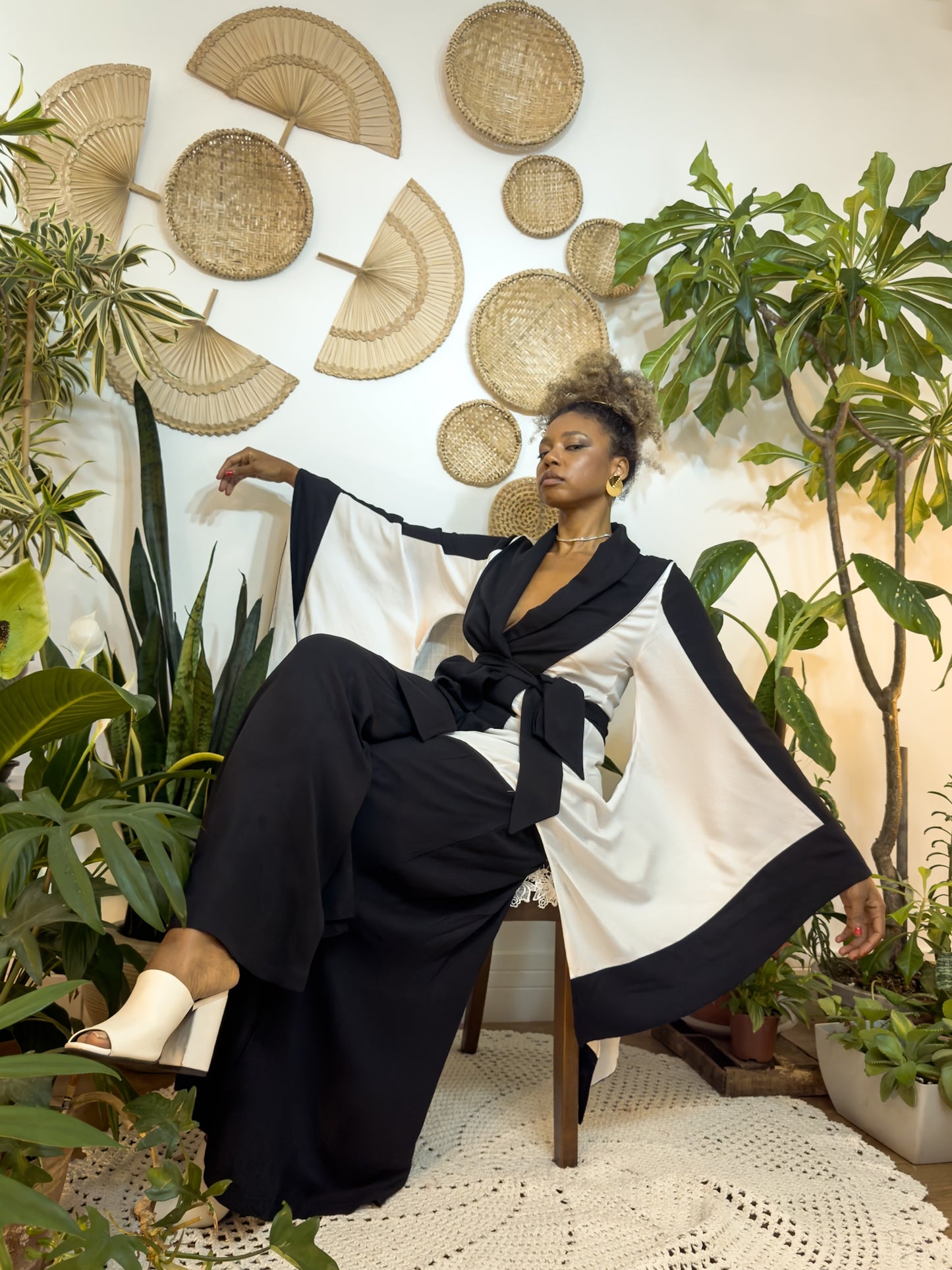 Women's Black and White African Flow Set – Exclusive Trousers and Kimono