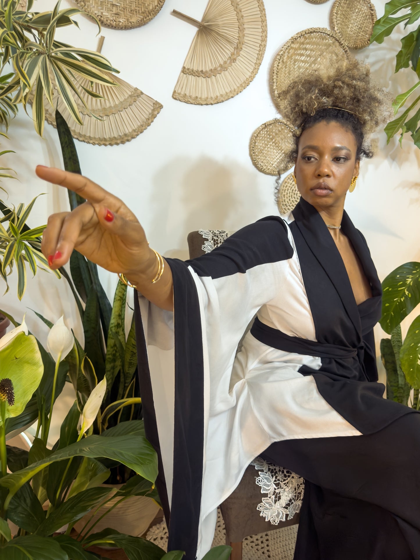 Women's Black and White African Flow Set – Exclusive Trousers and Kimono