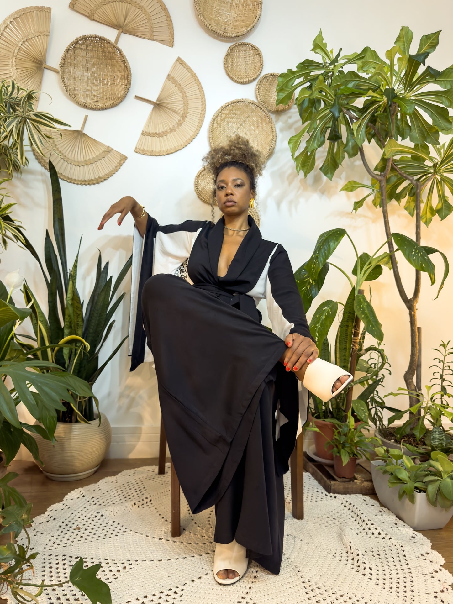 Women's Black and White African Flow Set – Exclusive Trousers and Kimono